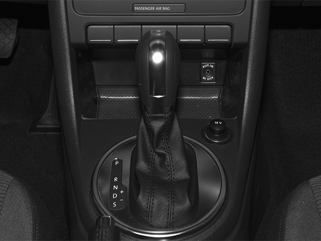 2013 Volkswagen Beetle 2.5L Entry