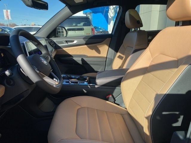 2026 Volkswagen Atlas Cross Sport 2.0T SEL R-Line Black