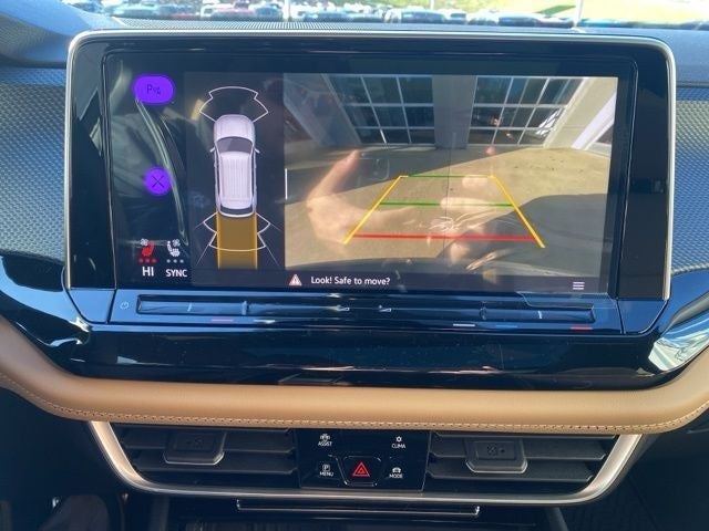 2026 Volkswagen Atlas Cross Sport 2.0T SEL R-Line Black