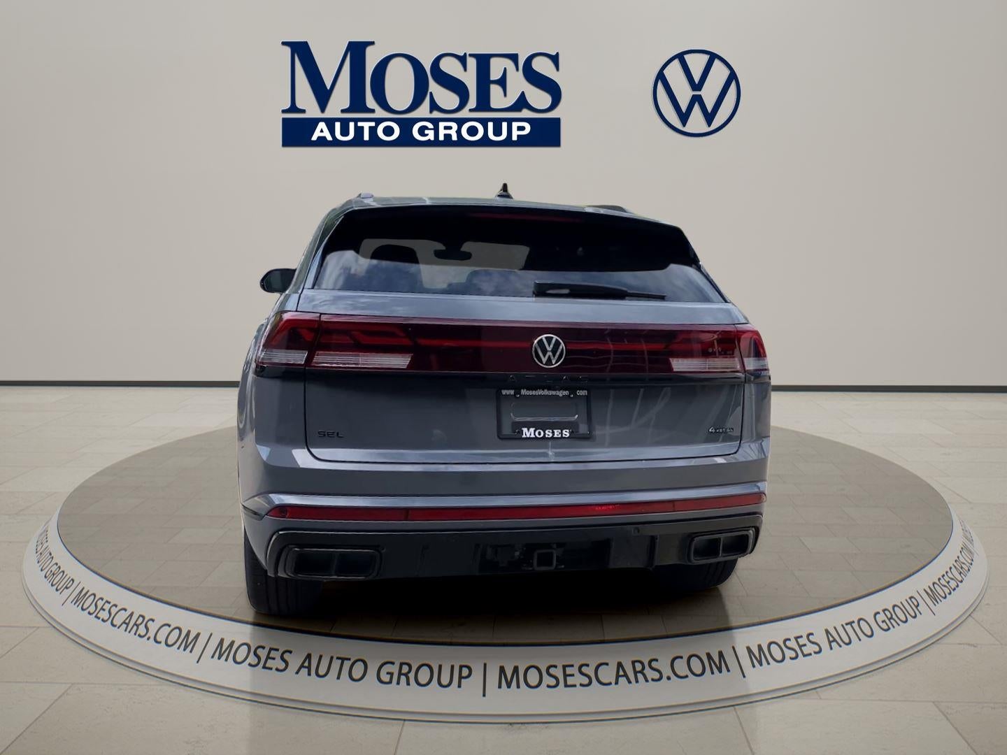 2026 Volkswagen Atlas Cross Sport 2.0T SEL R-Line Black