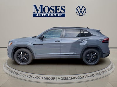 2026 Volkswagen Atlas Cross Sport 2.0T SEL R-Line Black