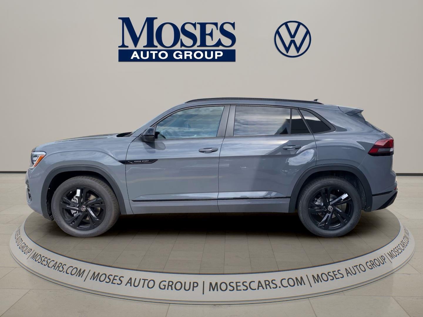 2026 Volkswagen Atlas Cross Sport 2.0T SEL R-Line Black