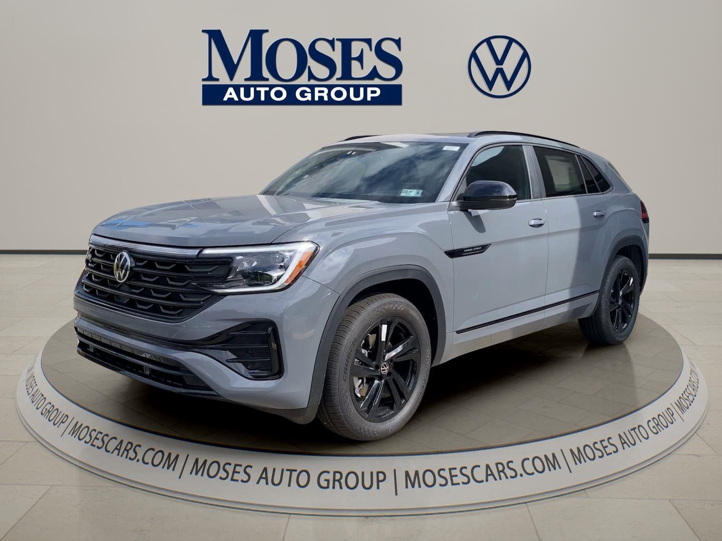 2026 Volkswagen Atlas Cross Sport 2.0T SEL R-Line Black