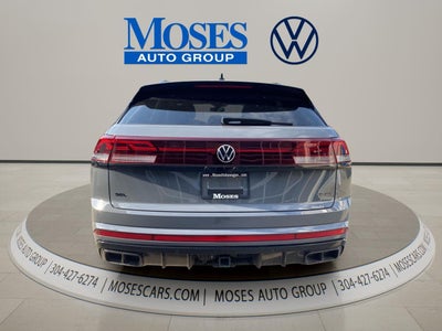 2026 Volkswagen Atlas Cross Sport 2.0T SEL R-Line Black