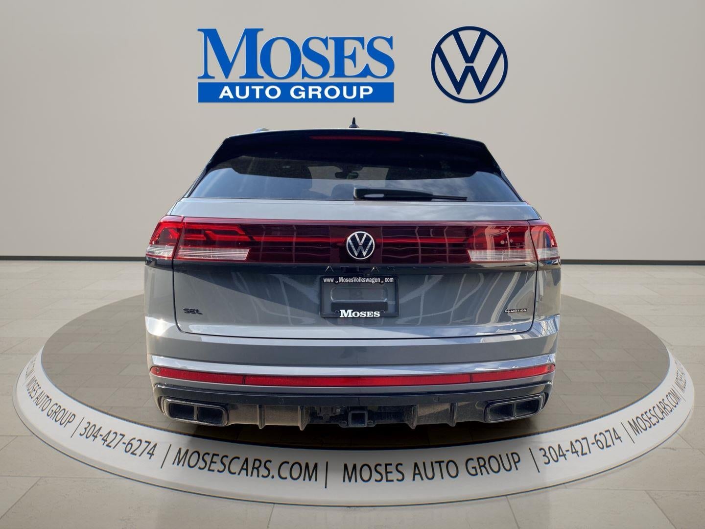 2026 Volkswagen Atlas Cross Sport 2.0T SEL R-Line Black