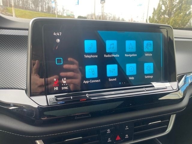 2026 Volkswagen Atlas Cross Sport 2.0T SEL