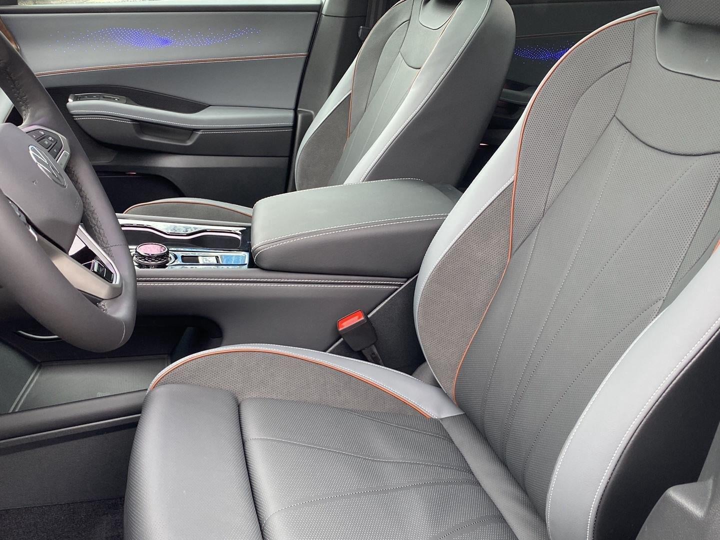 2027 Volkswagen Atlas 2.0T SEL