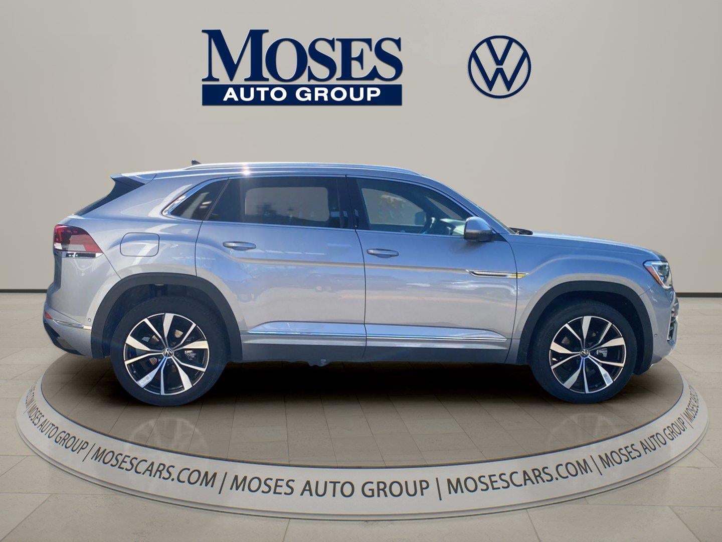2026 Volkswagen Atlas Cross Sport 2.0T SEL Premium R-Line