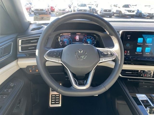 2026 Volkswagen Atlas Cross Sport 2.0T SEL Premium R-Line