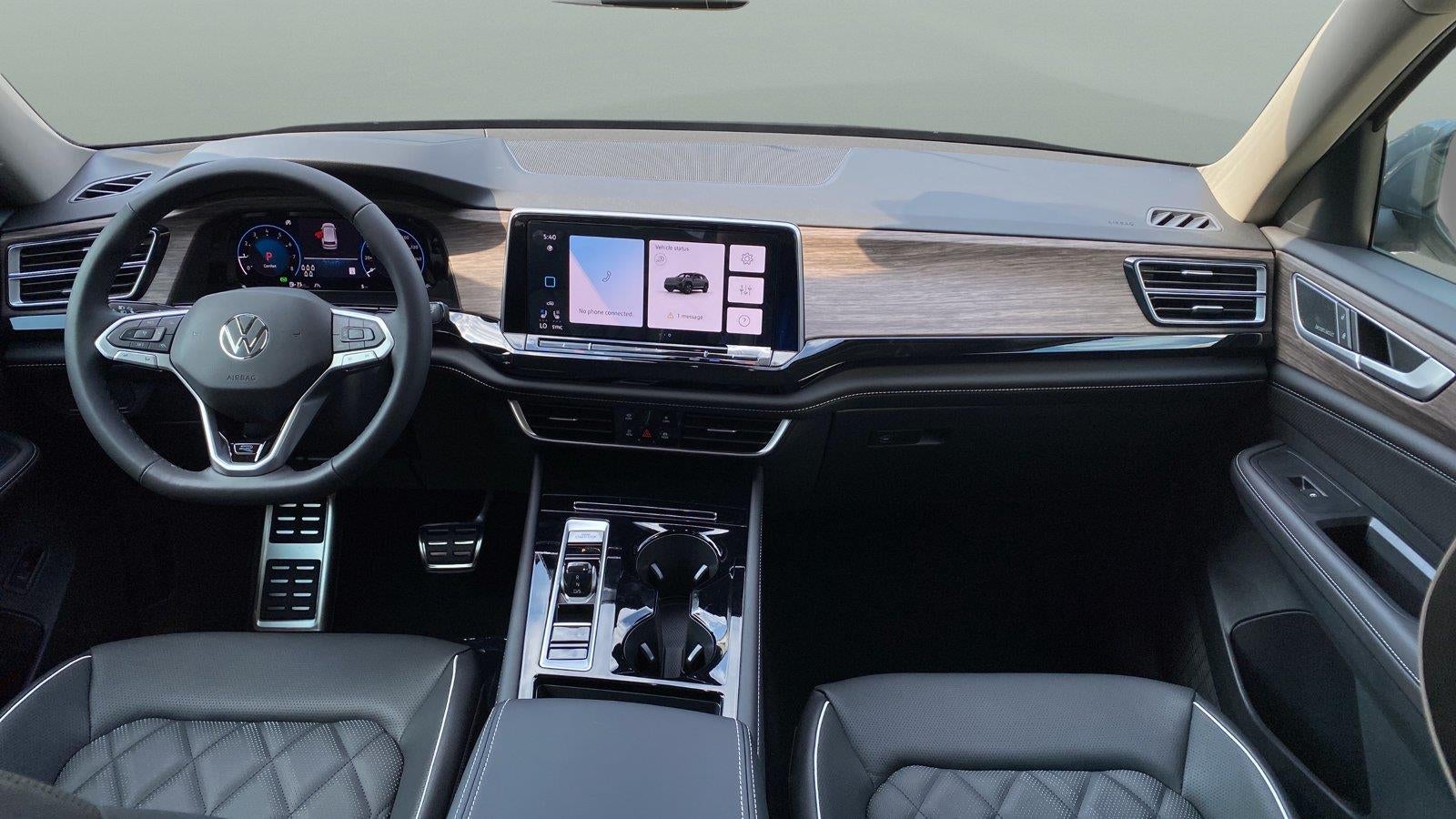2026 Volkswagen Atlas 2.0T SEL Premium R-Line