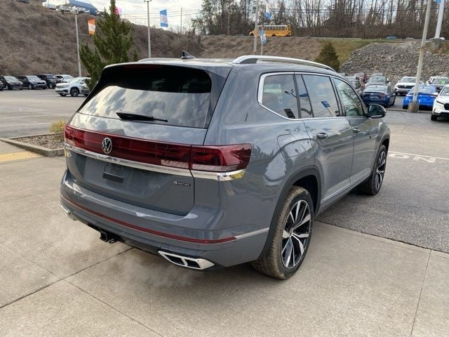 2025 Volkswagen Atlas 2.0T SEL Premium R-Line