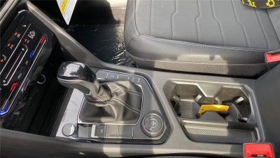 2026 Volkswagen Taos 1.5T SE Black