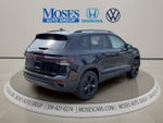 2026 Volkswagen Taos 1.5T SE Black