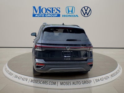 2026 Volkswagen Taos 1.5T SE Black