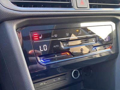 2027 Volkswagen Taos SE