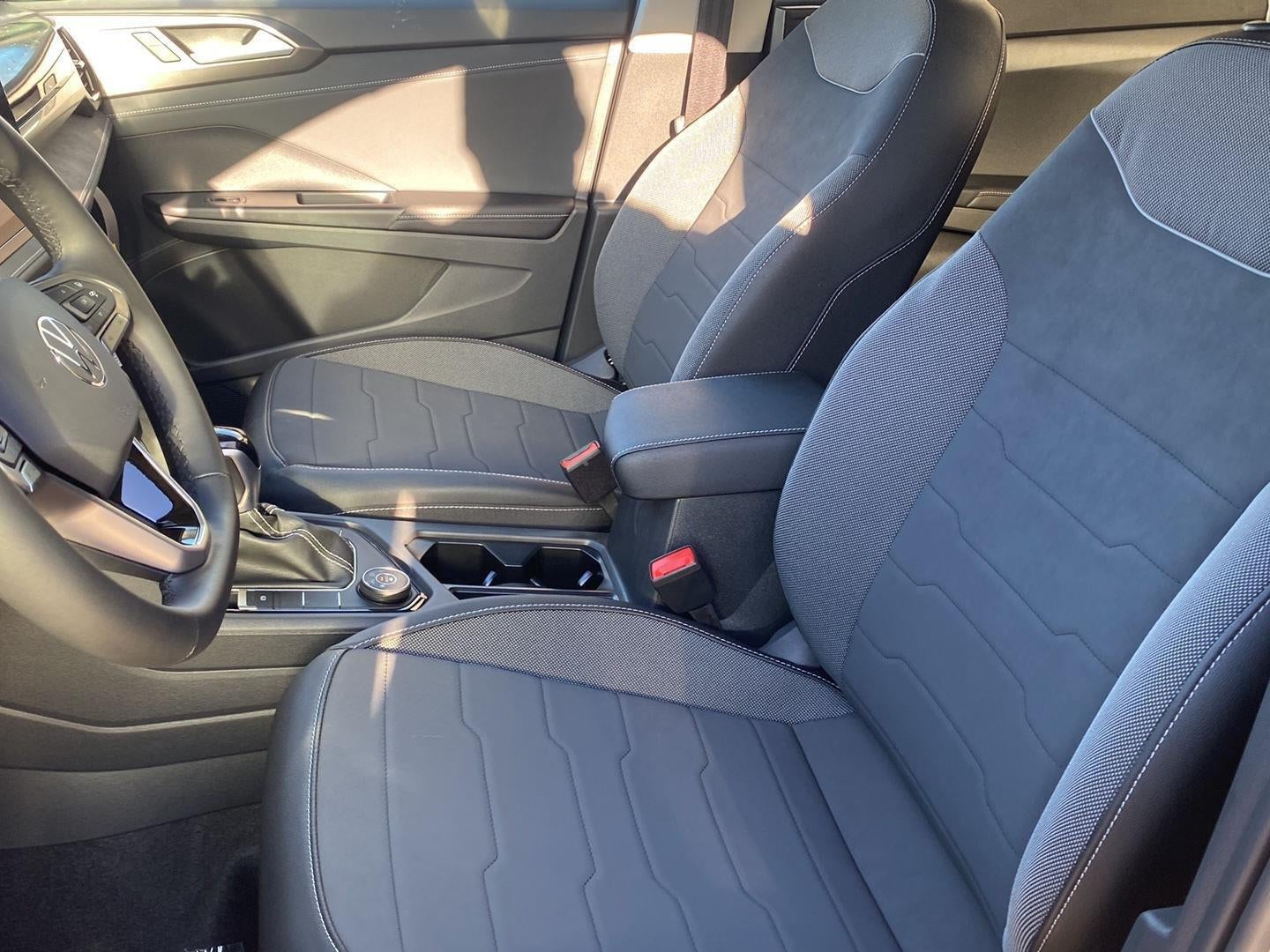 2027 Volkswagen Taos SE