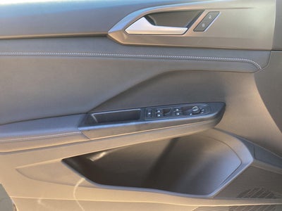 2027 Volkswagen Taos SE