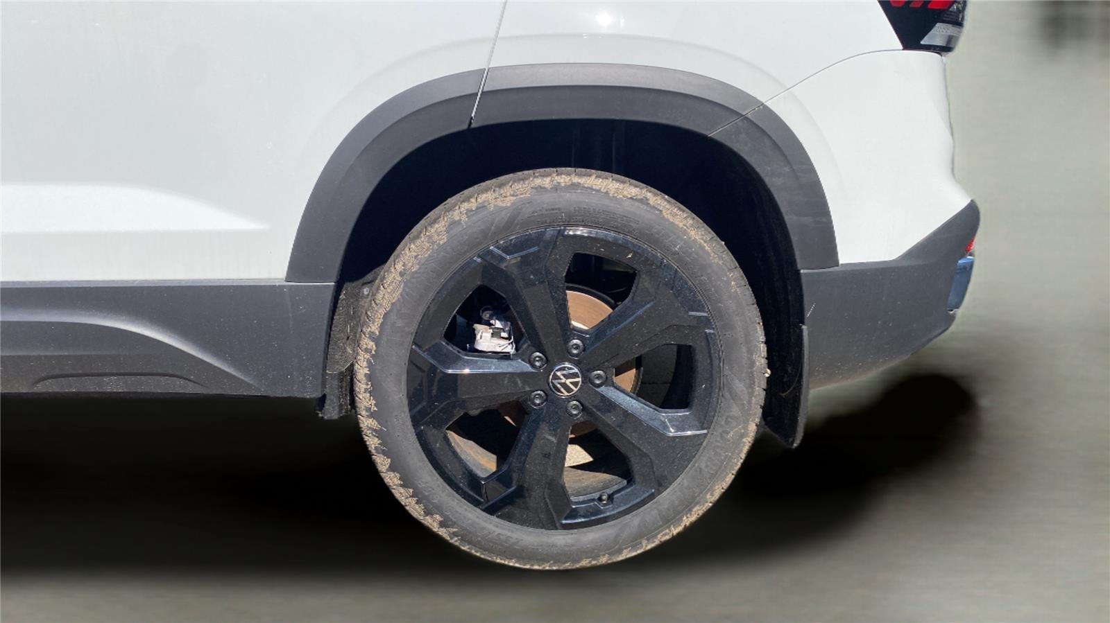 2026 Volkswagen Taos 1.5T SEL