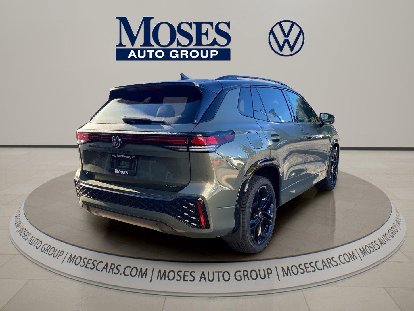 2026 Volkswagen Tiguan 2.0T SE R-Line Black