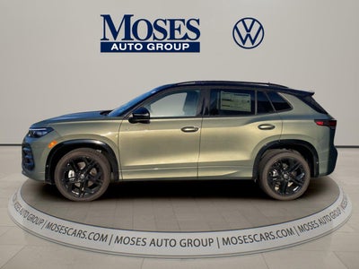 2026 Volkswagen Tiguan 2.0T SE R-Line Black