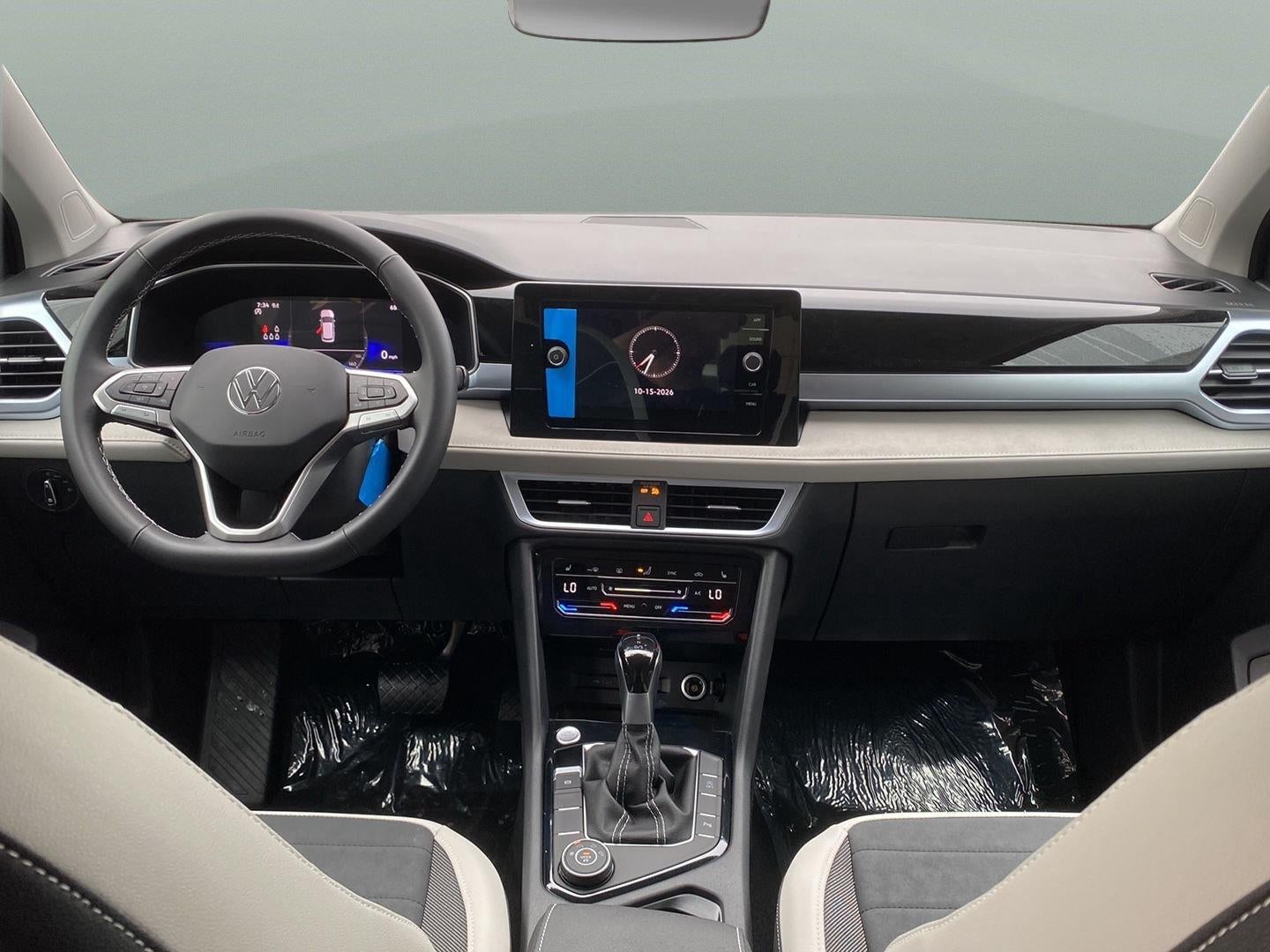 2027 Volkswagen Taos 1.5T SE