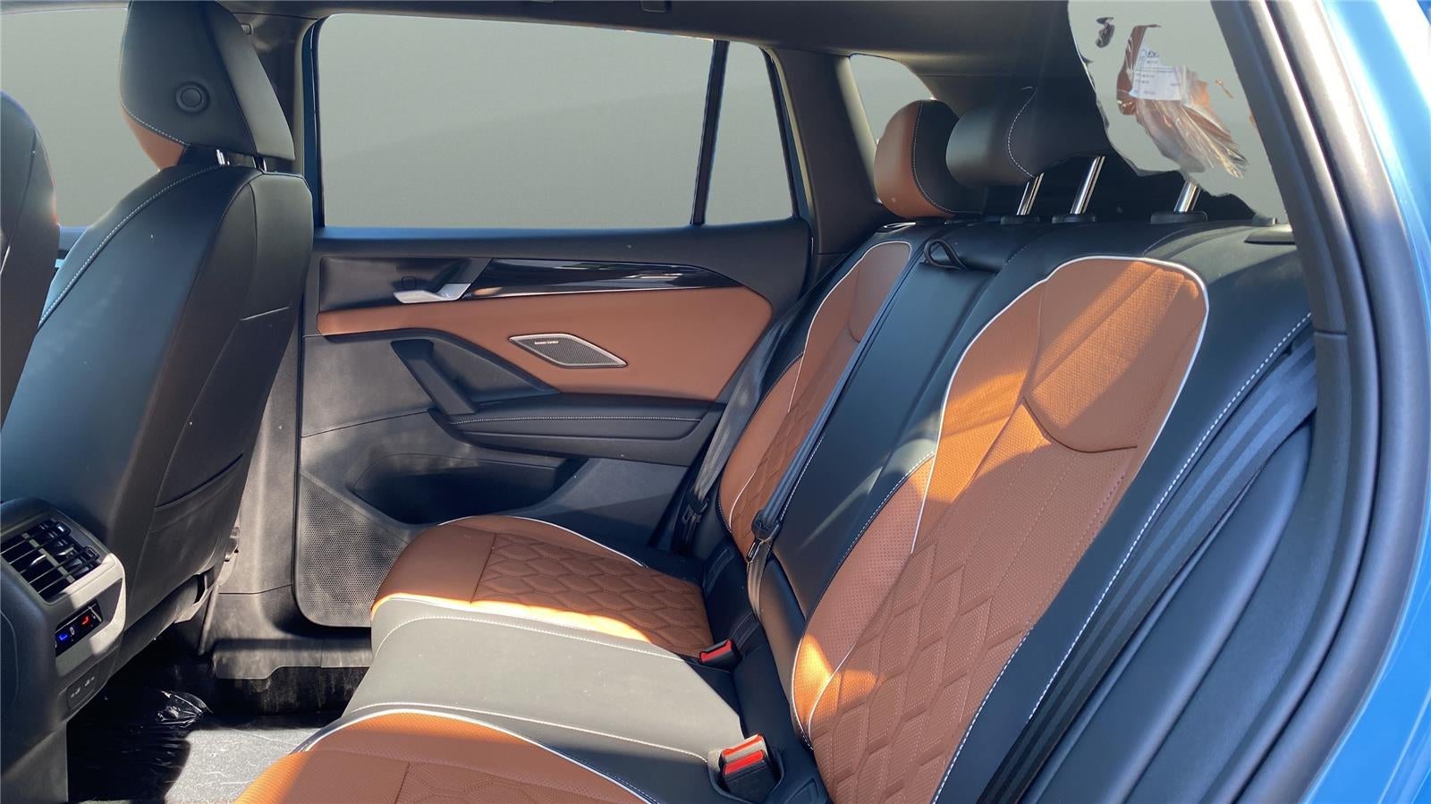 2026 Volkswagen Tiguan 2.0T SEL