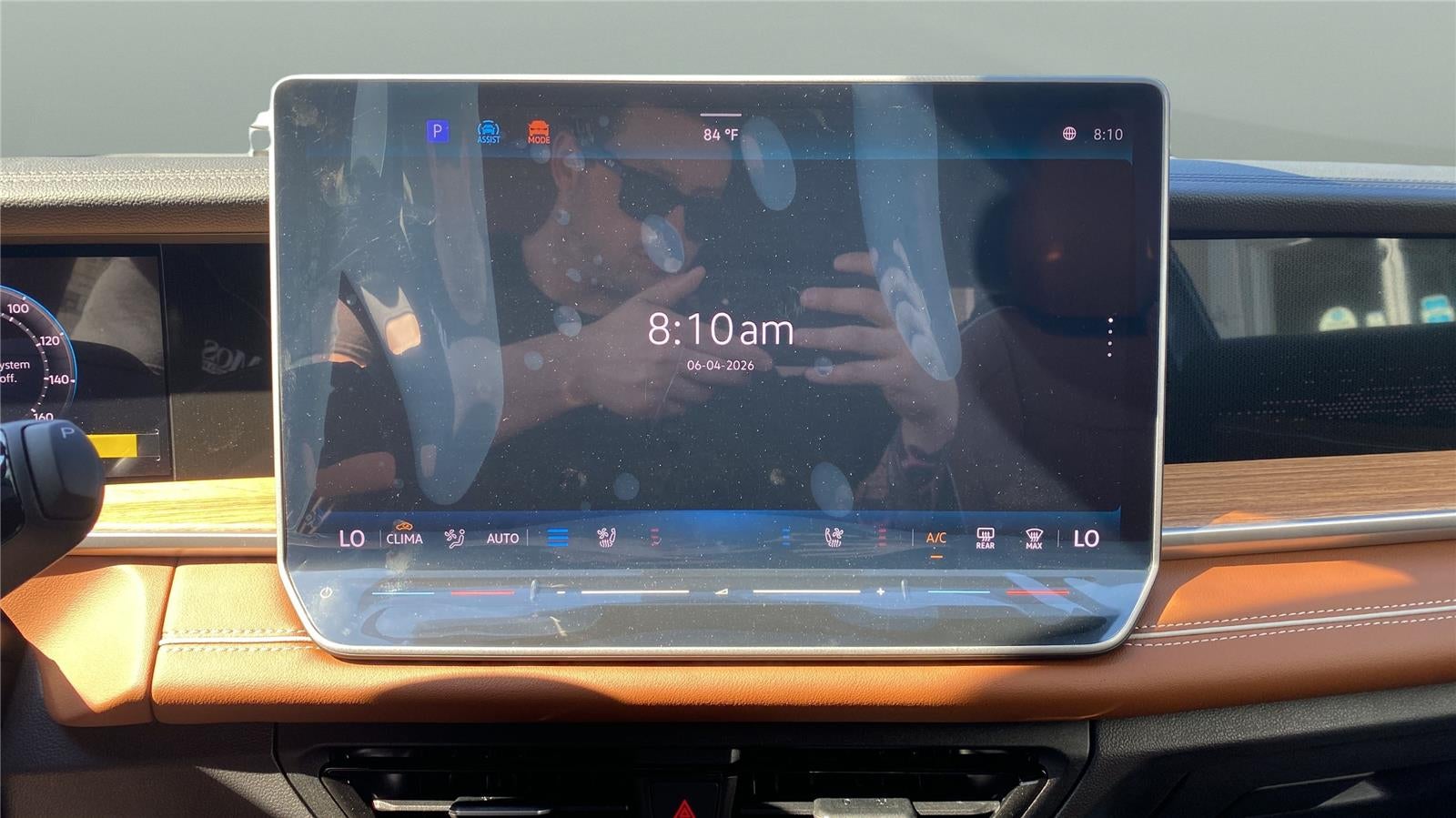 2026 Volkswagen Tiguan 2.0T SEL