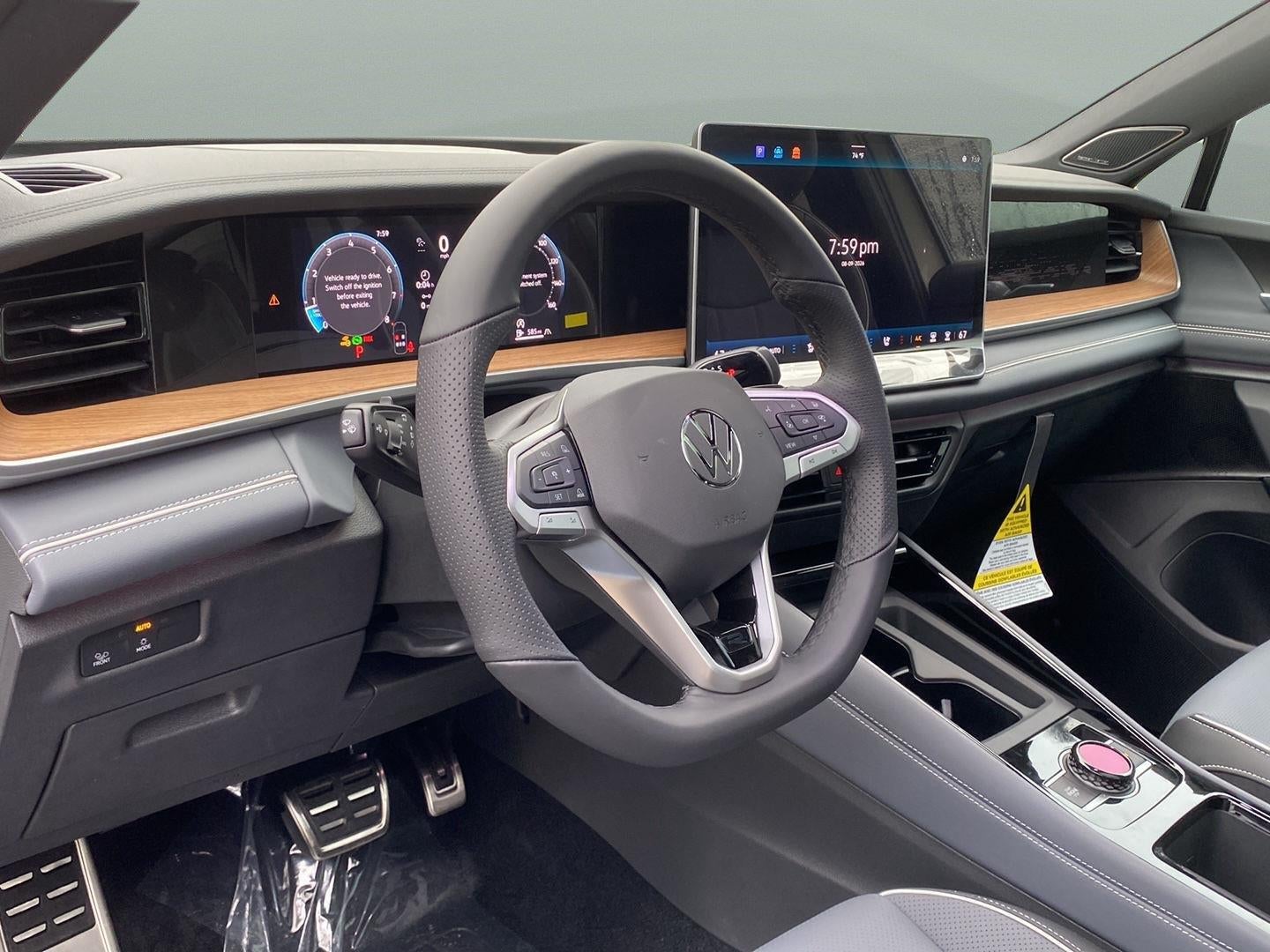2026 Volkswagen Tiguan 2.0T SEL R-Line Turbo