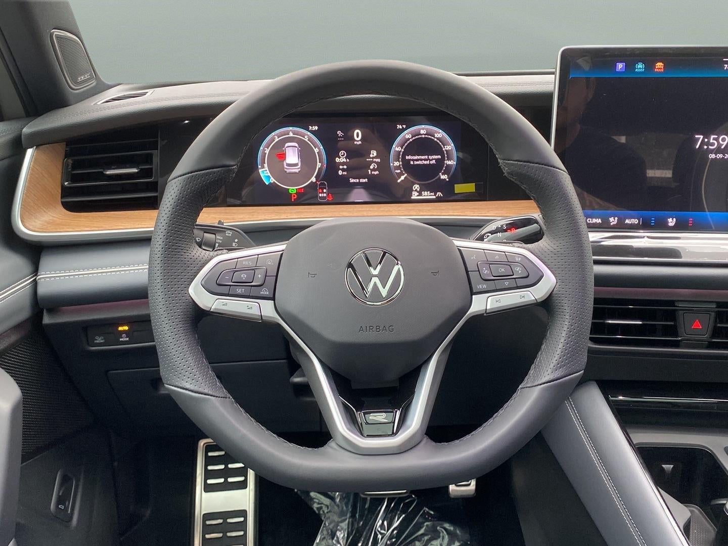 2026 Volkswagen Tiguan 2.0T SEL R-Line Turbo