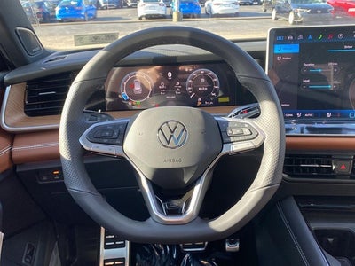 2026 Volkswagen Tiguan 2.0T SEL R-Line Turbo