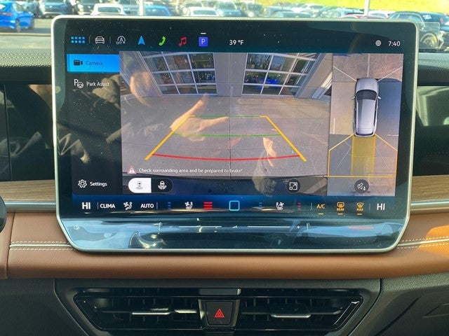 2026 Volkswagen Tiguan 2.0T SEL R-Line Turbo