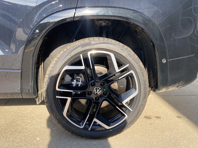 2026 Volkswagen Tiguan 2.0T SEL R-Line Turbo