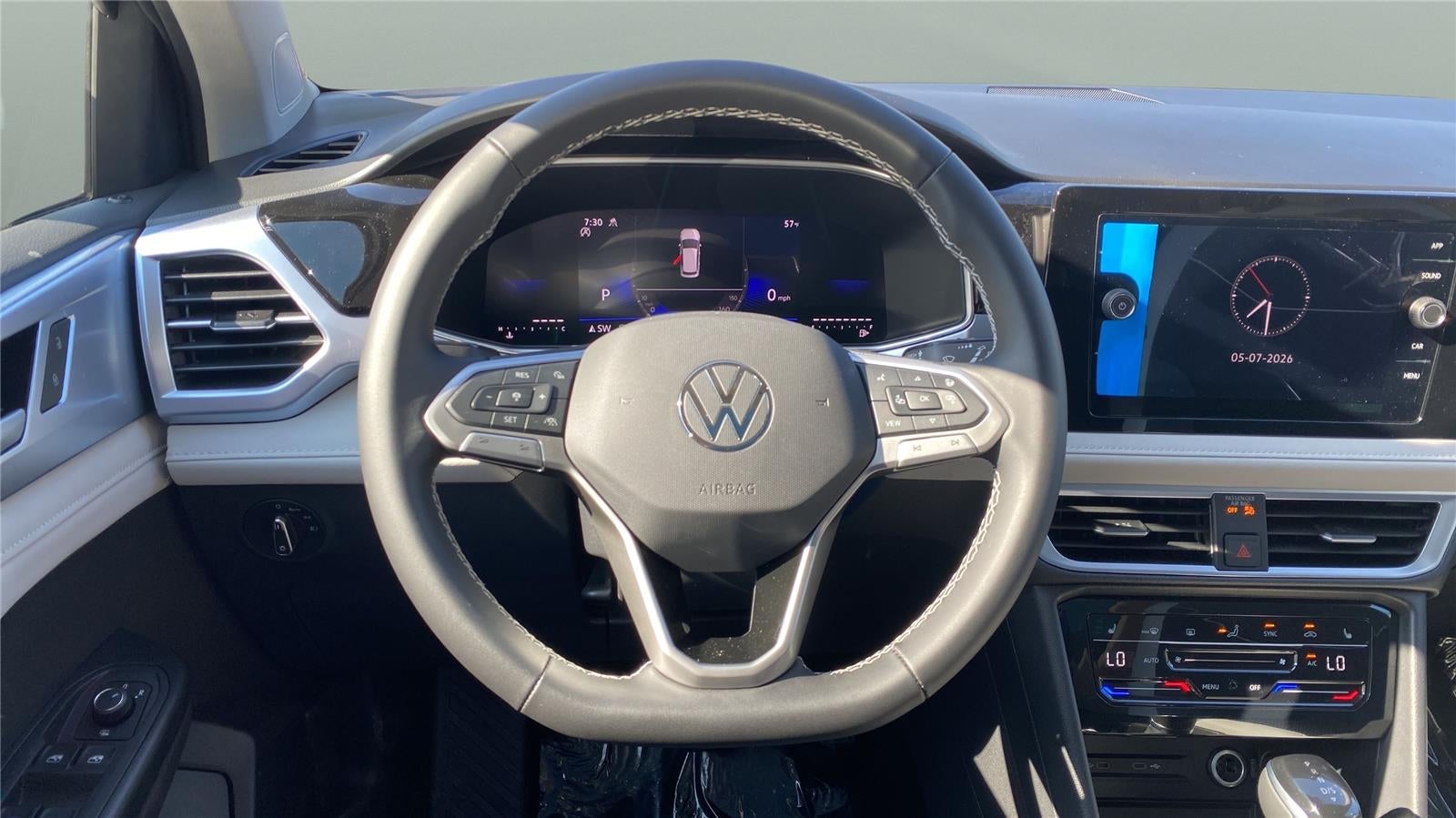 2026 Volkswagen Taos 1.5T SE