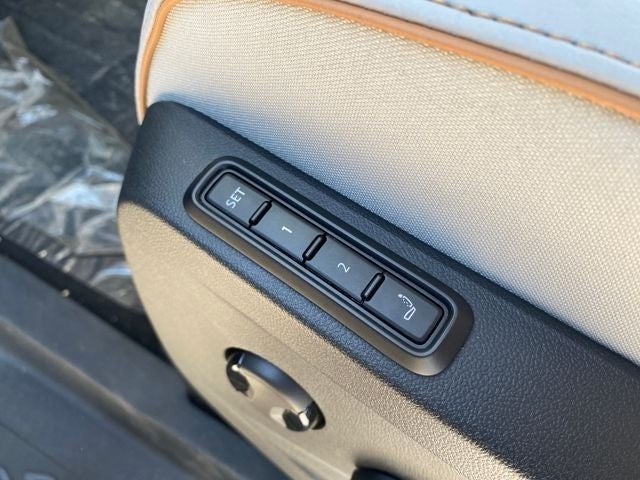 2025 Volkswagen ID. Buzz Pro S Plus