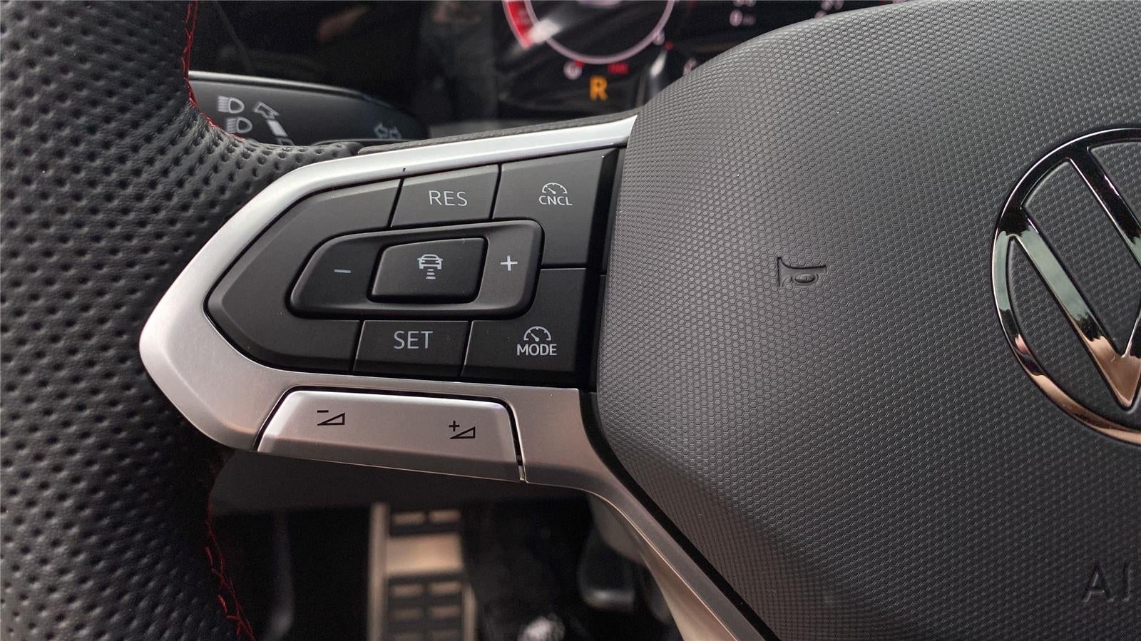 2026 Volkswagen Golf GTI 2.0T SE