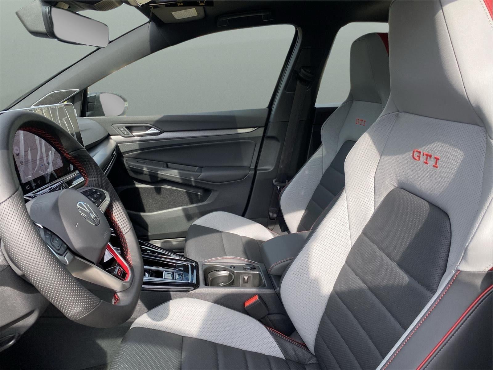 2026 Volkswagen Golf GTI 2.0T SE