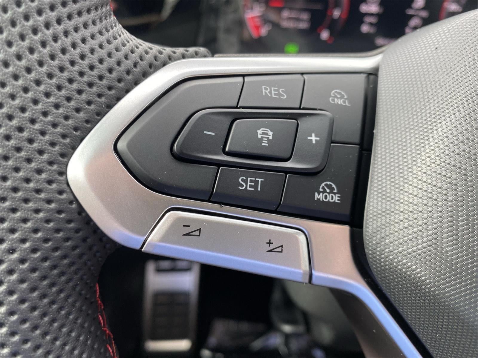 2026 Volkswagen Golf GTI 2.0T SE