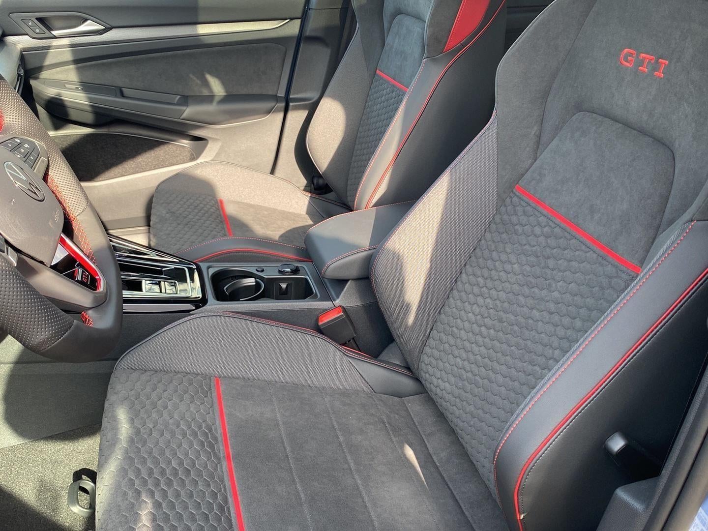 2026 Volkswagen Golf GTI 2.0T SE