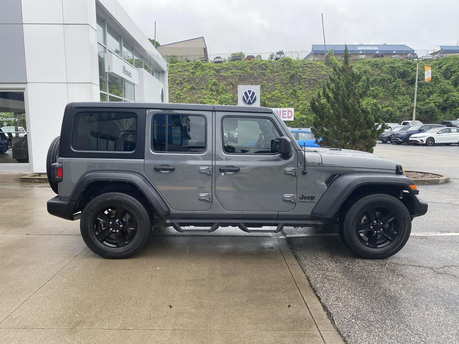 2023 Jeep Wrangler Sport Altitude