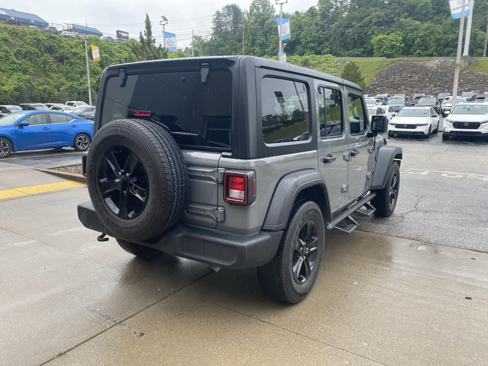2023 Jeep Wrangler Sport Altitude