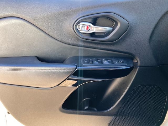 2019 Jeep Cherokee Altitude