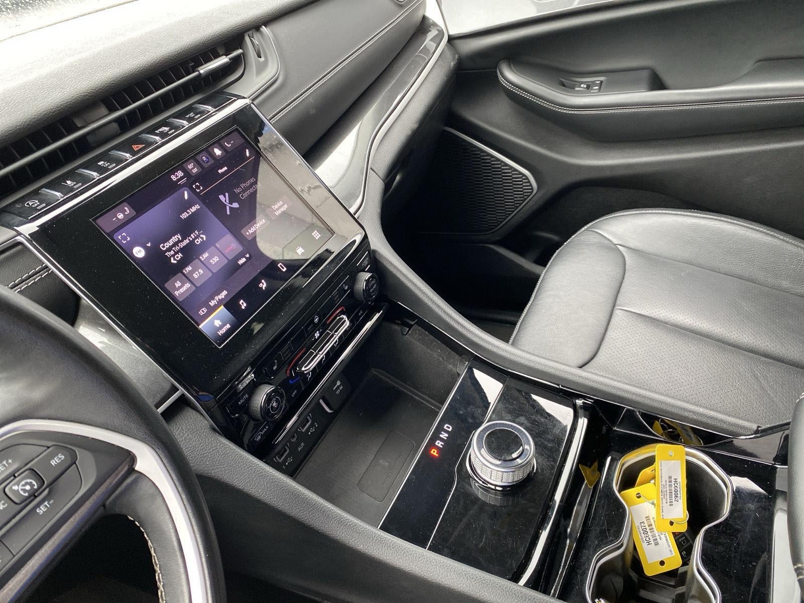 2022 Jeep Grand Cherokee L Laredo