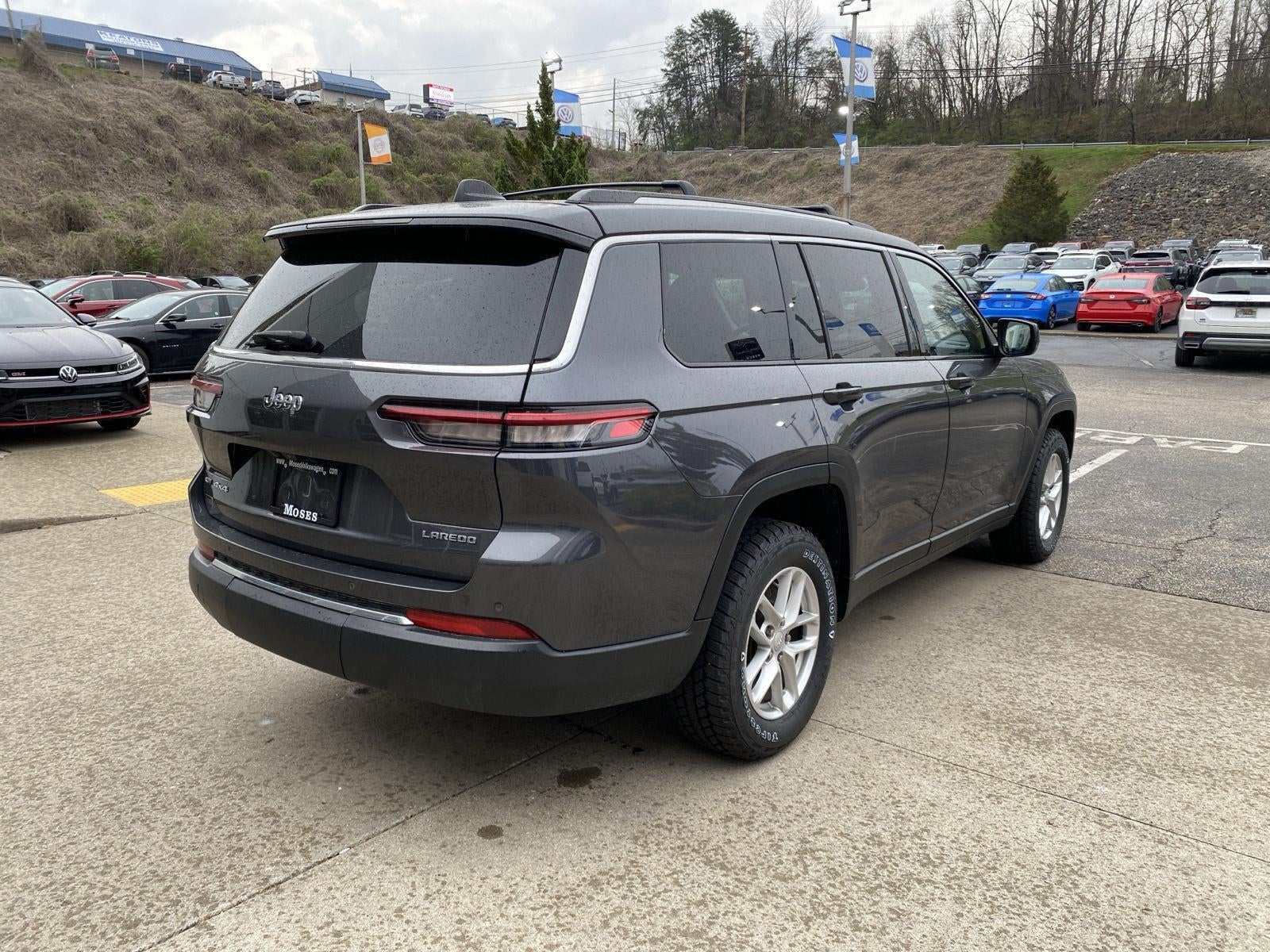 2022 Jeep Grand Cherokee L Laredo