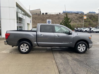 2019 Nissan Titan SV