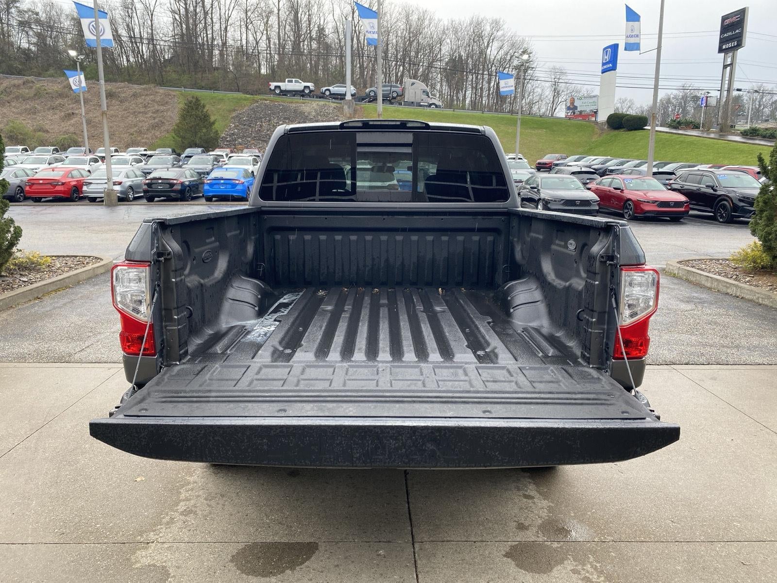 2019 Nissan Titan SV