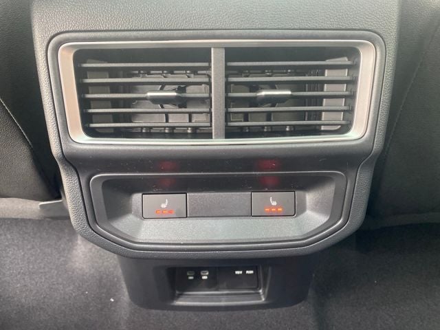 2026 Volkswagen Atlas Cross Sport 2.0T SEL