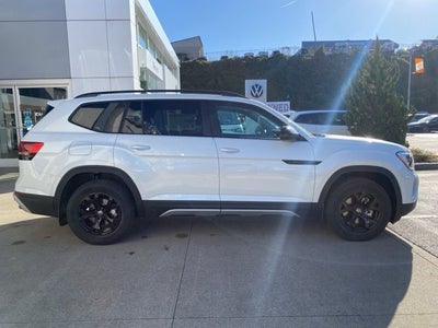 2026 Volkswagen Atlas 2.0T Peak Edition