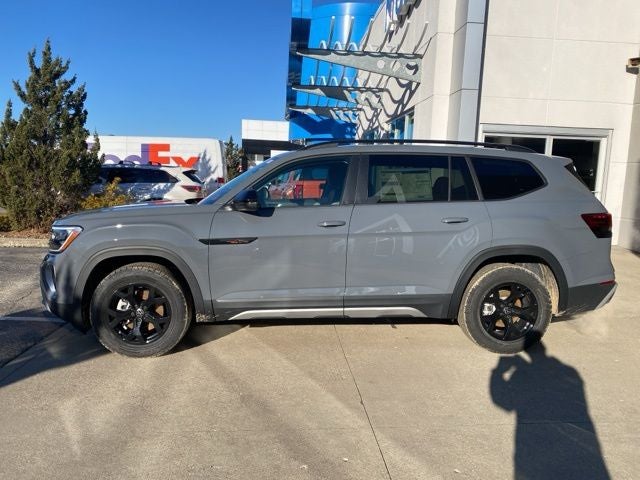 2026 Volkswagen Atlas 2.0T Peak Edition