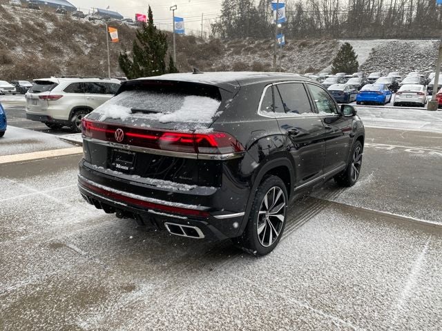 2026 Volkswagen Atlas Cross Sport 2.0T SEL Premium R-Line