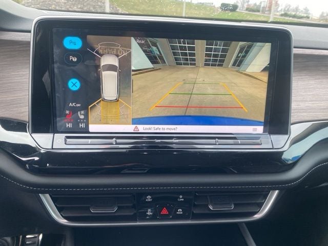 2025 Volkswagen Atlas 2.0T SEL Premium R-Line